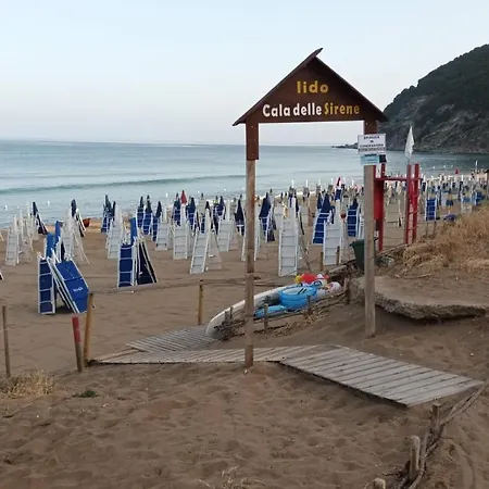 Dionea Oda ve Kahvaltı Santa Maria di Castellabate
